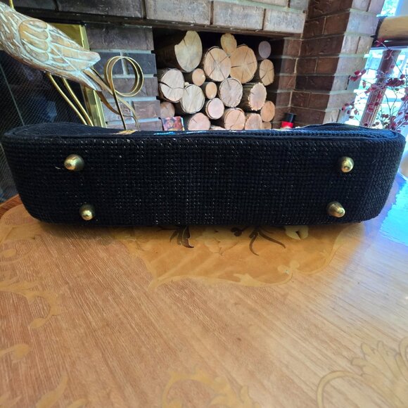 Vintage Black & Floral Needlepoint / Tapestry Bag with Gold Embossed Metal Hardw - Picture 6 of 14